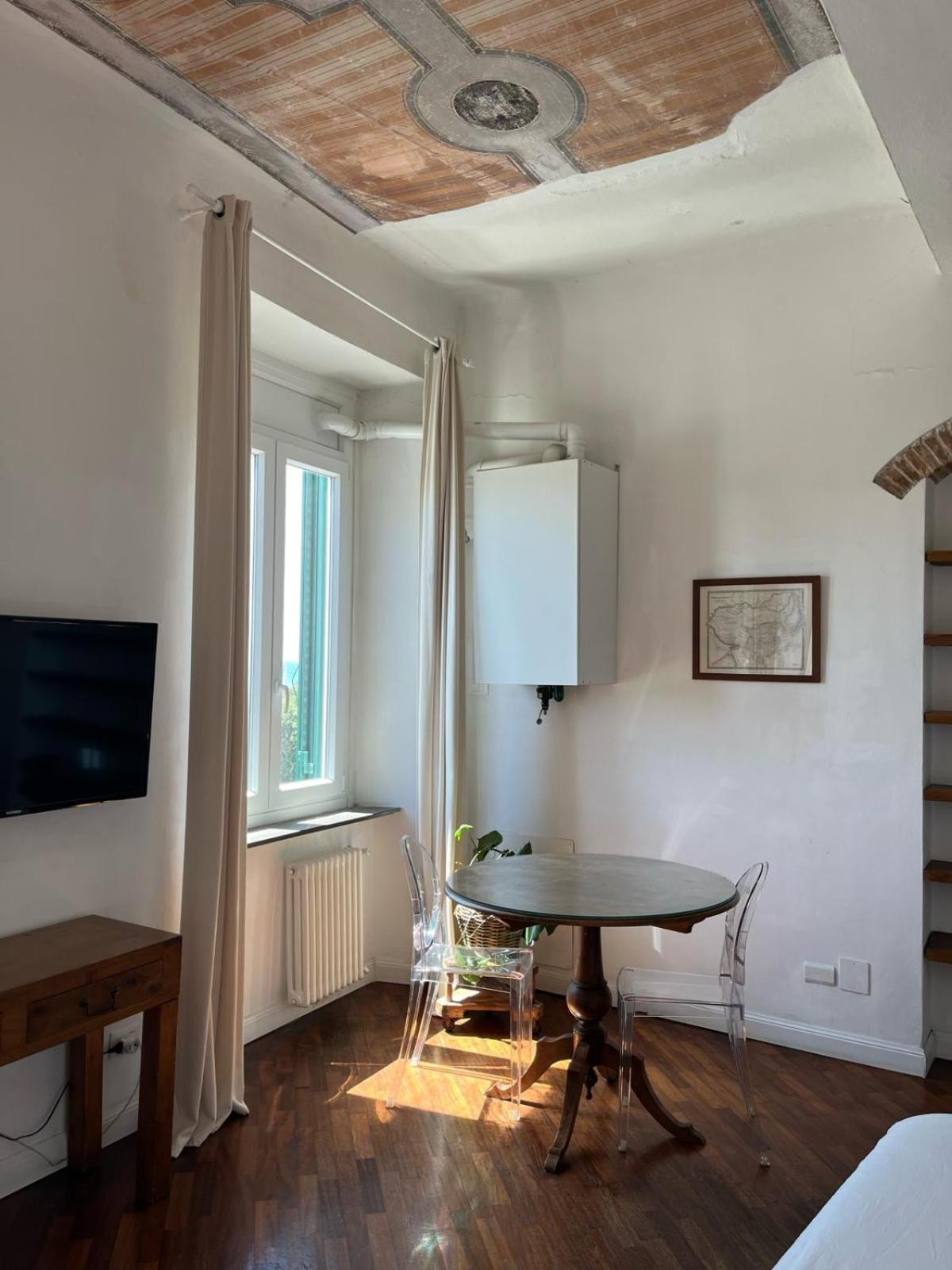 The Sunshine Loft Daire Livorno Oda fotoğraf